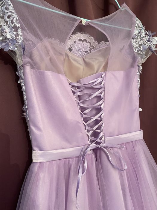 Продам платье в хорошем состоянии