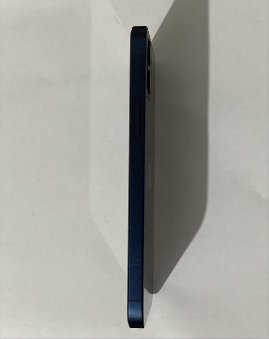 iPhone 12 64 gb blue