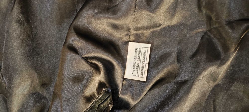 Еке от естествена агнешка кожа тип biker