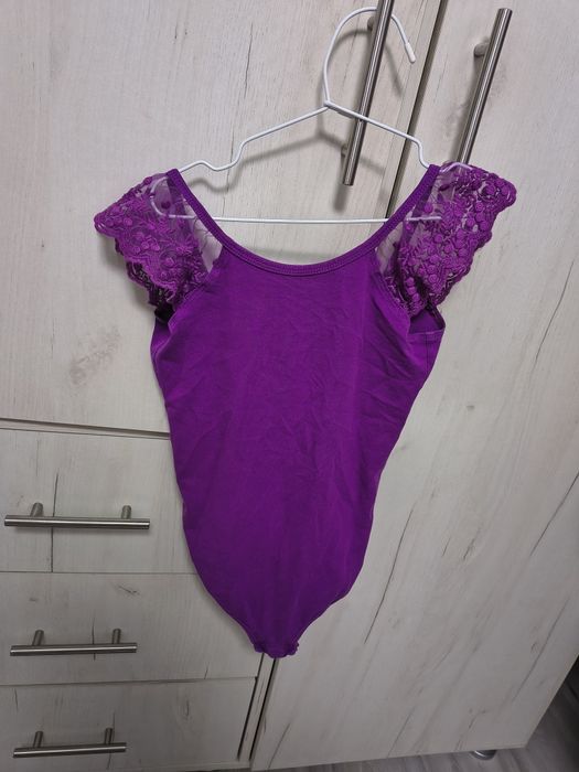 Doua body gimnastica