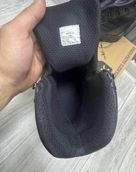 Продам демисезон берцы