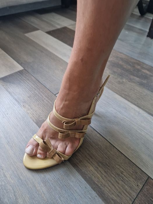 Дамски сандал,  нови НИКОГА НЕ СА НОСЕНИ