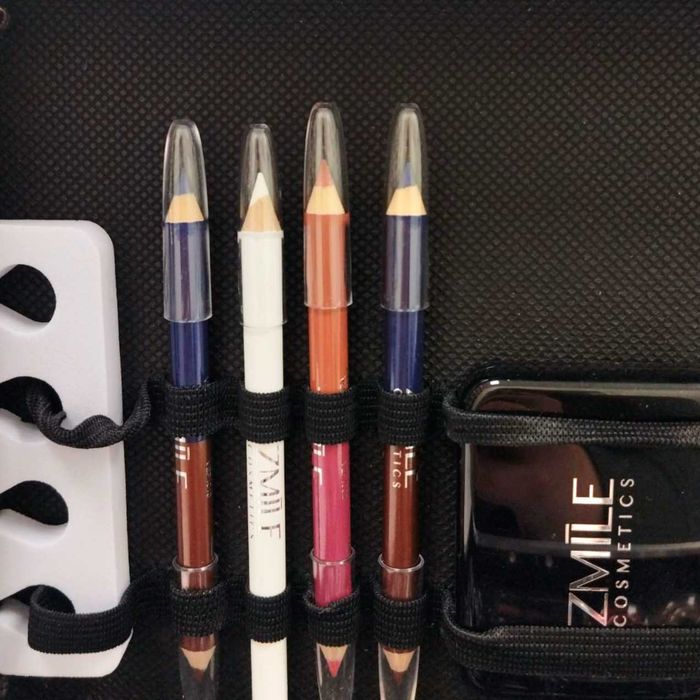 Комплект за грим Zmile Cosmetics в куфарче – нов