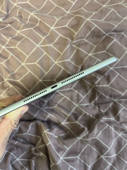 vand ipad,cu cutie originala