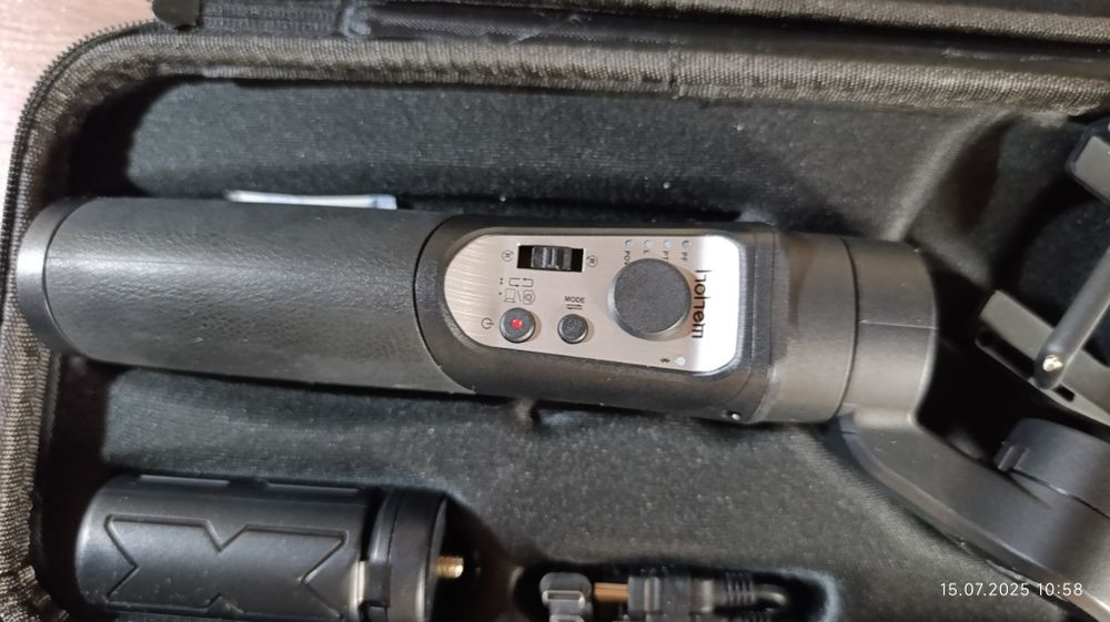 Продам стабилизатор видео Holem iSteady pro 3