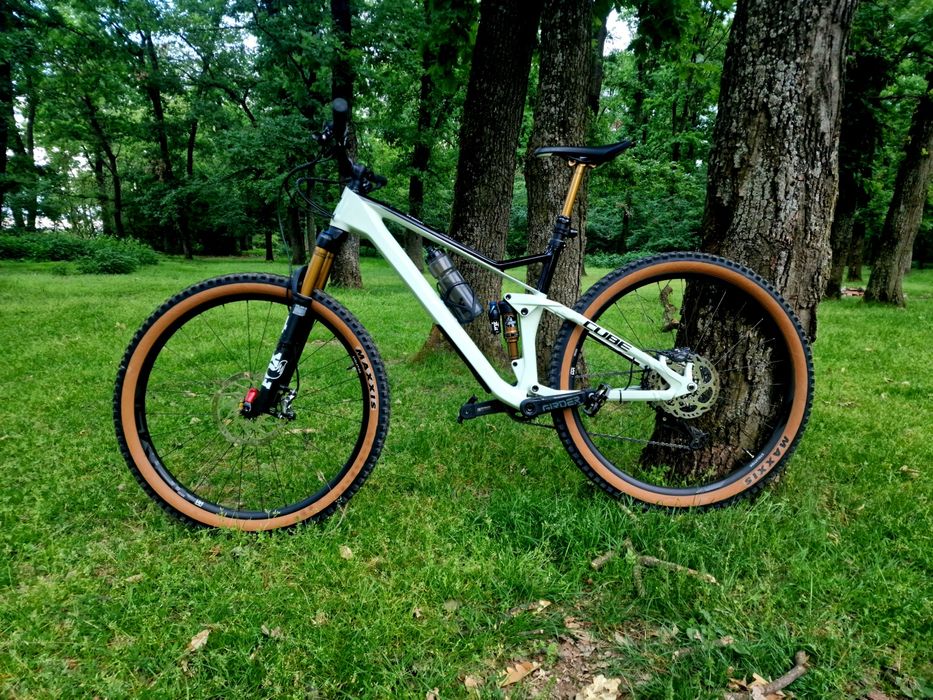 Vând bicicleta Cube Stereo 120 HPC