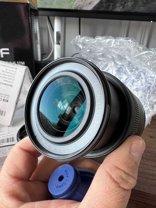 Obiectiv Canon RF 24-50 IS STM