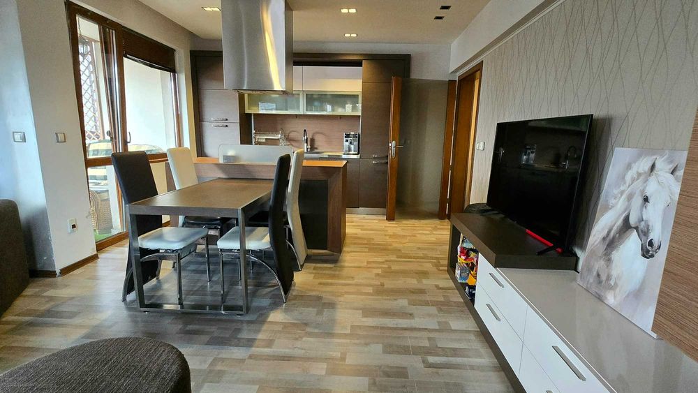 Продава се Тристаен апартамент в Хасково, Дружба 1 - 131 кв.м за 1642 €/кв.м - Снимка #2
