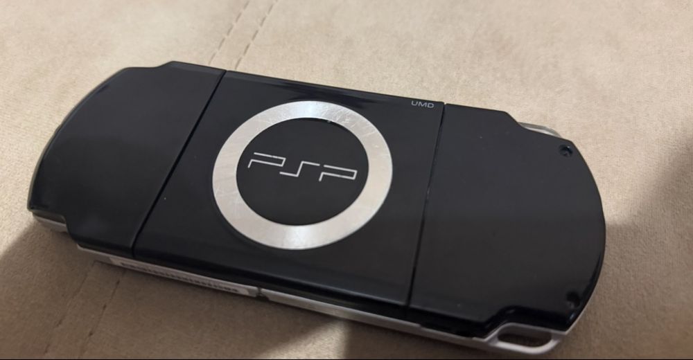 PSP 2004 с качени игри