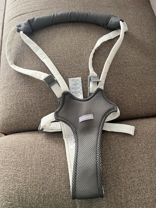 Детски колани за прохождане Chicco и KikkaBoo