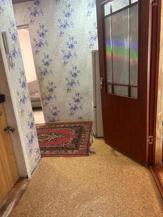 Продам 2 комн.кв, 19 мкр, 1/5