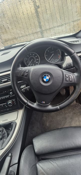 Volan M bmw seria 3 e92 e90 e93 e91 LCI  2012