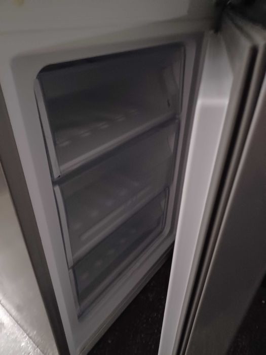 Combina frigorifica Indesit