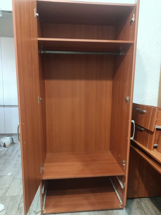 продам детскую стенку б/у