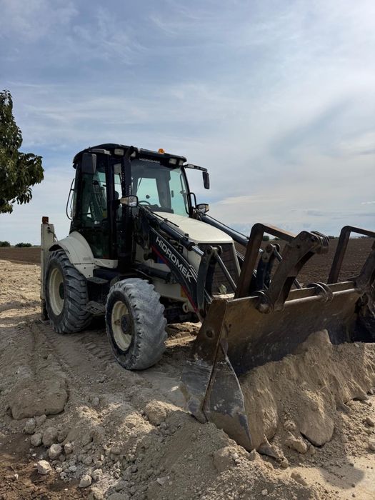 Buldo Buldoescavator Hidromek Hmk 102 B, jcb komatsu caterpilar