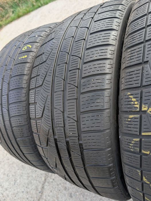 265/40 R20 • Iarna • Pirelli Sottozero Winter 240 serie II 104V | 4 buc | Pret/buc