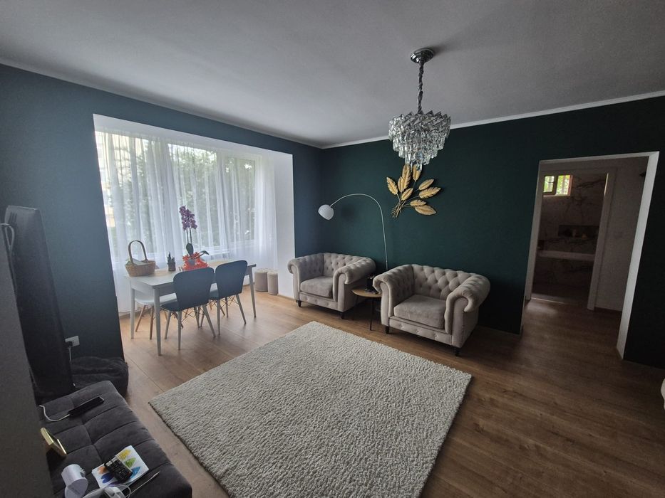 Inchiriez apartament 3 camere