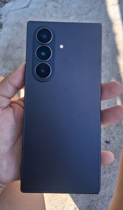 Samsung galaxy z fold  7