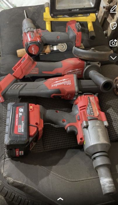 Vând aparatură pentru vulcanizare.