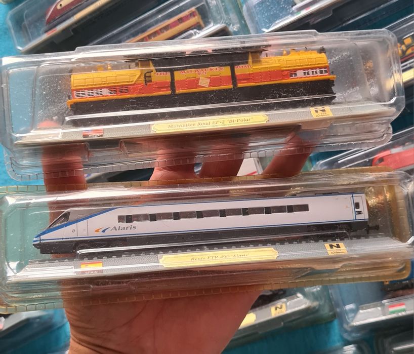 Locomotive In Miniatura Figurine Trenulet Colectie Machete Auto Tren