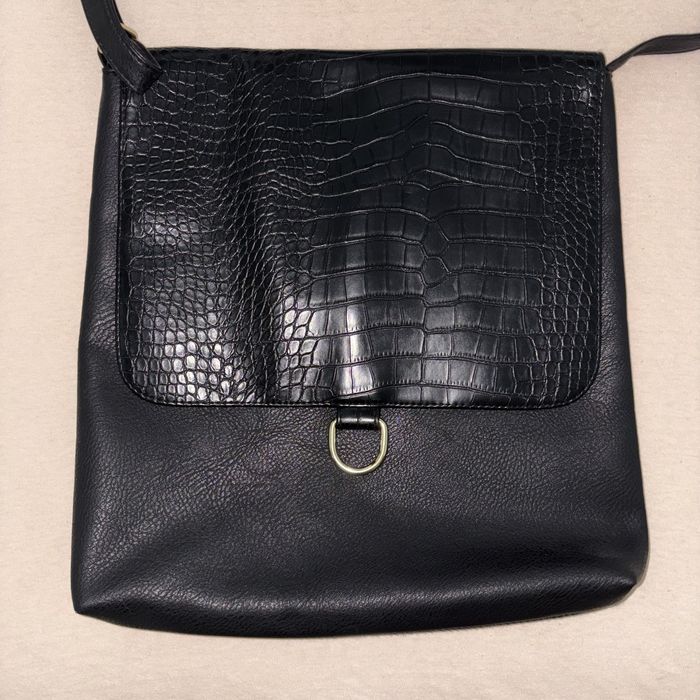 Geanta de piele crocodil imitatie