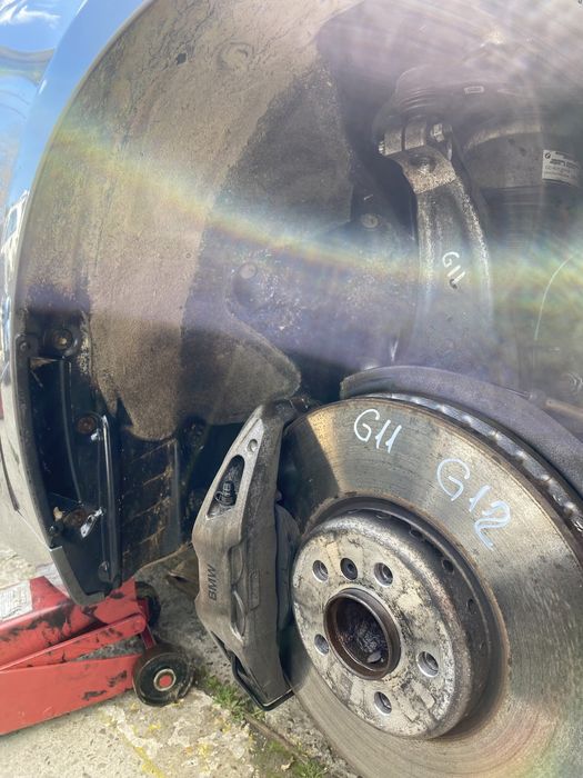 Fuzetă dreapta față BMW G 11, G12 3.0 D