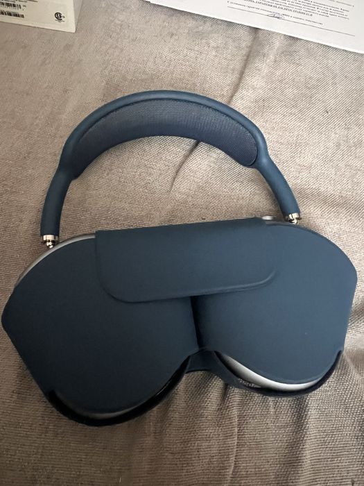 Airpods max sky blue