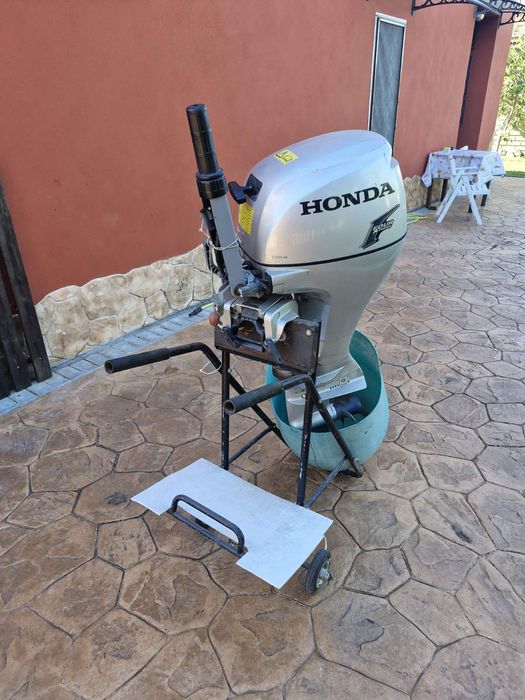Извънбордов  Хонда 8кс 4т