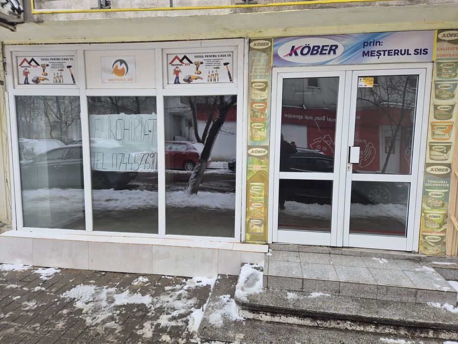 Închiriez spațiu comercial