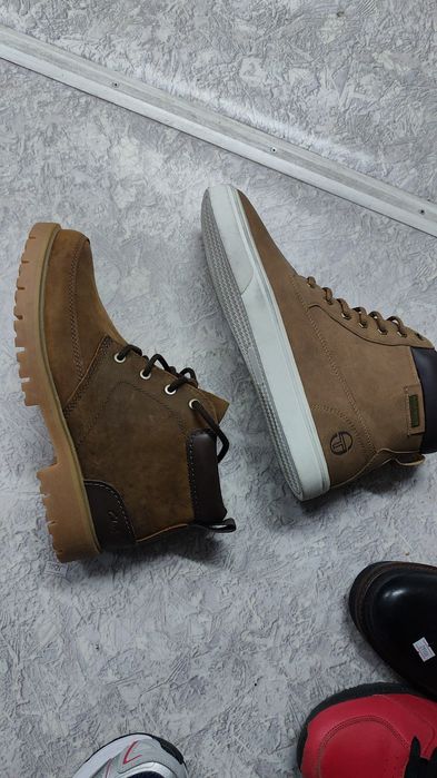 Женская обувь разные