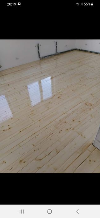 Raschetare slefuire parchet lemn