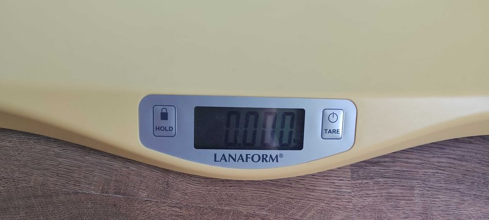 Бебешки кантар Lanaform!