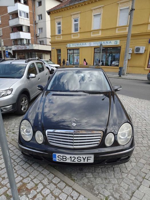 Vând Mercedes e classe 220 , w211 , automat , , chilometri originali.