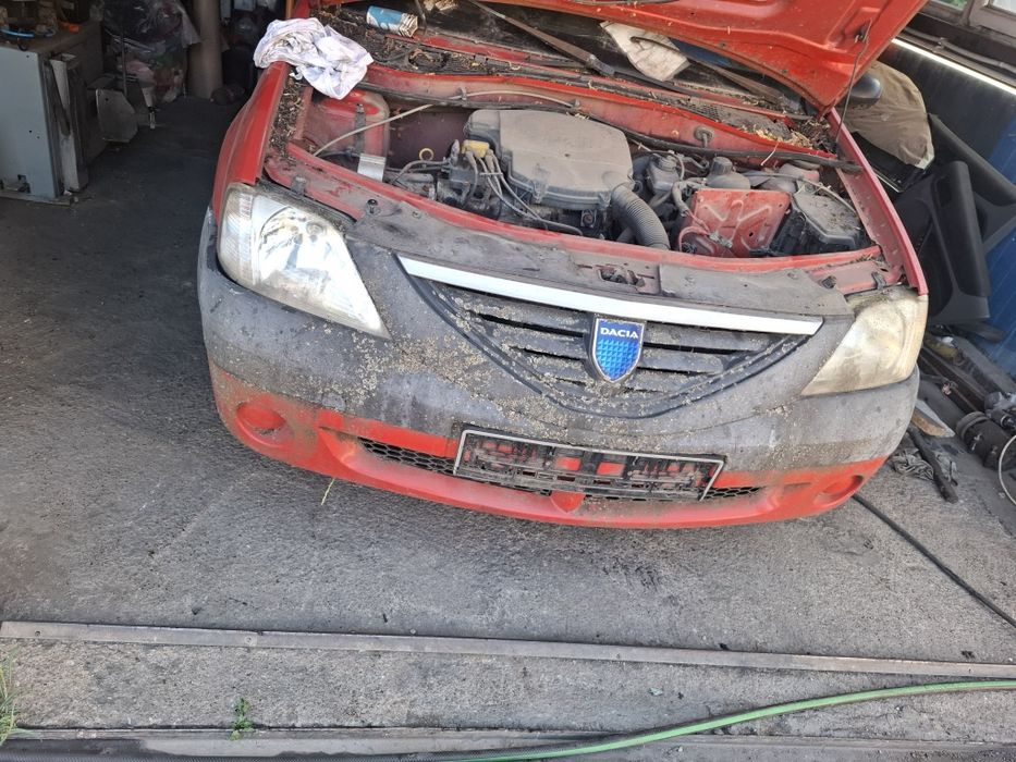 Vand bara fata capota motor faruri stânga dreapta