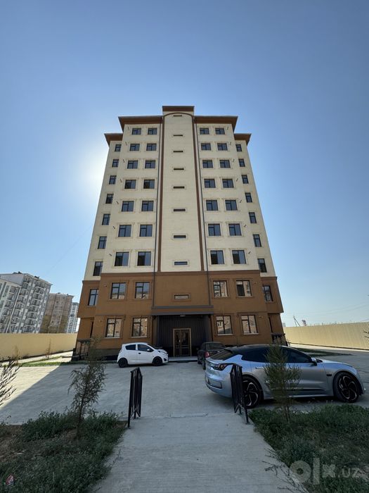 Тойтепа Нурафшондан квартира нахтга сотилади срочно 7 этаж 3 хонали