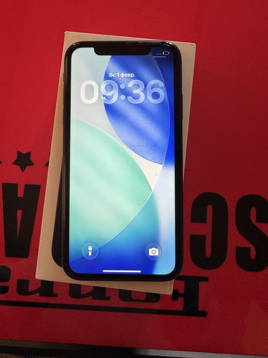 Продам Айфон 11 на 128гб