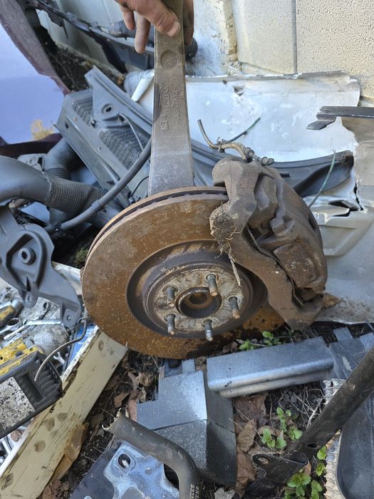 Предни спирачни дискове за Jaguar xf 3 дизел 2012 година