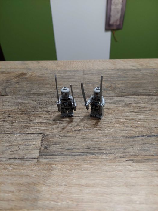 Лего сет,фигурки и институции