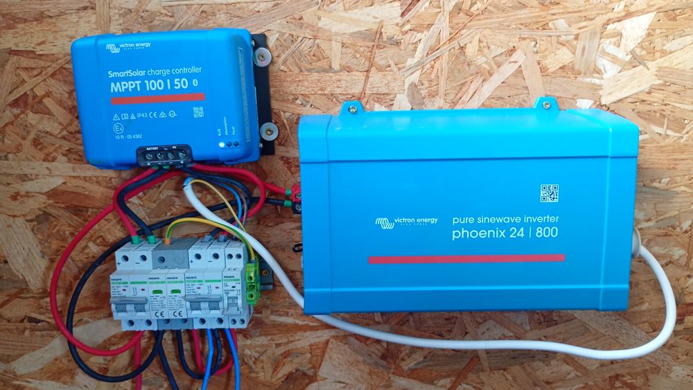 Invertor / Inverter 24V 800VA Victron Energy Phoenix