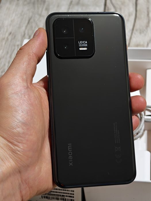 Xiaomi 13 256 gb Ram 12 5G EAC