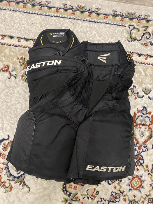 Продаю хоккейную форму