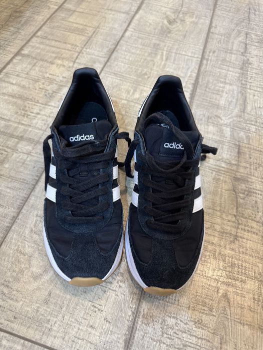 Adidasi adidas 42