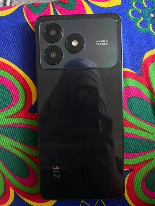 продам телефон ZTE blade a36