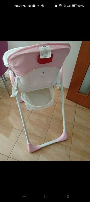 Страхотен бебешки стол за хранене