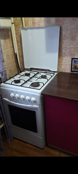 Продам квартиру 3-х комнатную