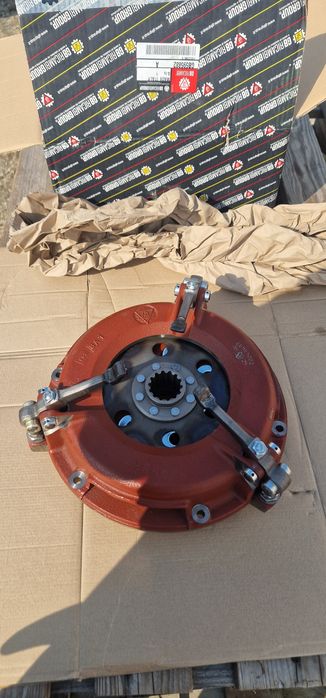 Placa presiune tractor fiat 411.415 fiat 312 315 fiat 331 noua import