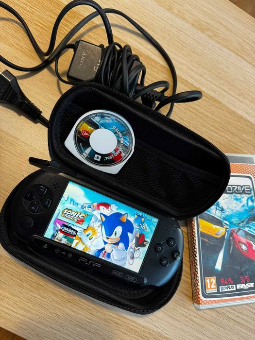 Sony PSP-1004 Black – funcțional + accesorii + jocuri