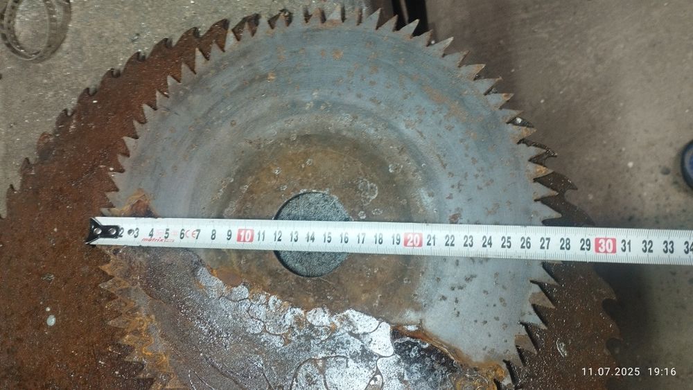 Продам диски пильные по дереву.