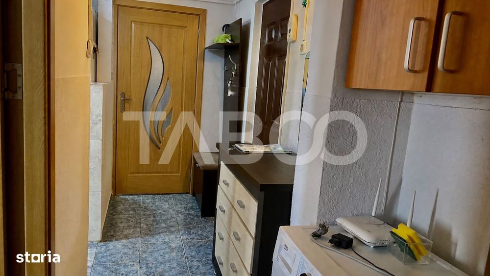 Apartament decomandat 2 camere 50 mpu si balcon 3 mp de inchiriat