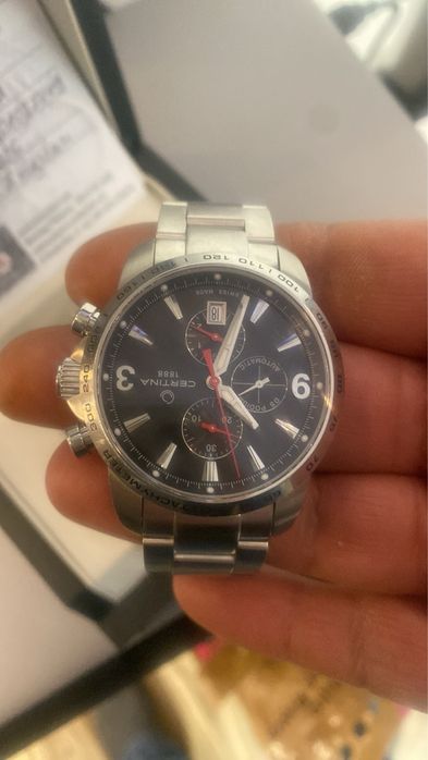 Часовник Certina страхотен